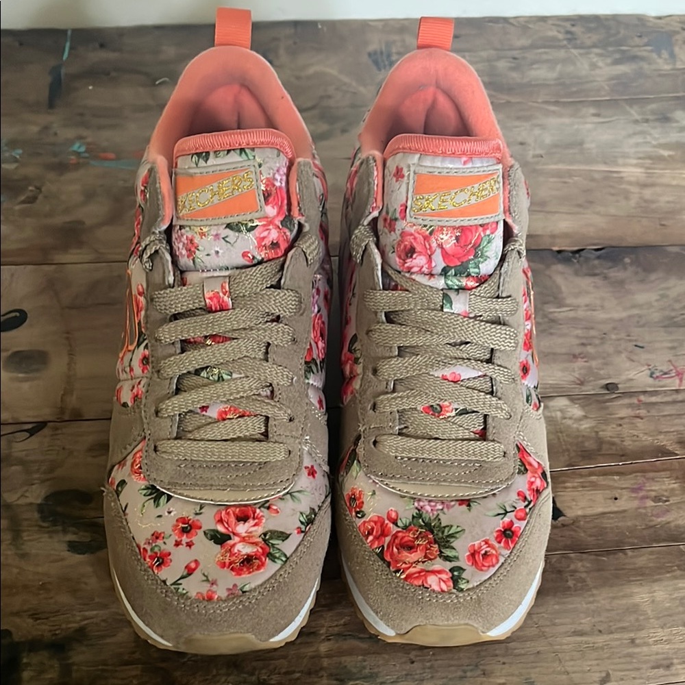 Skechers Women's Floral Sneakers - Tan and Orange wedges - Picture 2 of 3